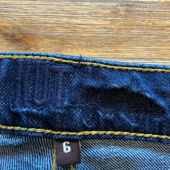 Kut Farrah Baby‎ Bootcut dark wash midrise stretch denim jean size 6 - Picture 5 of 7